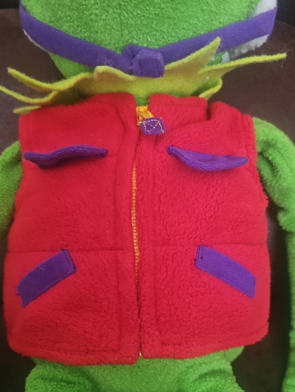 Kermit the Frog Plush Macys Exclusive 2002 Jim Henson Muppets Red Vest & Hat - Picture 7 of 8